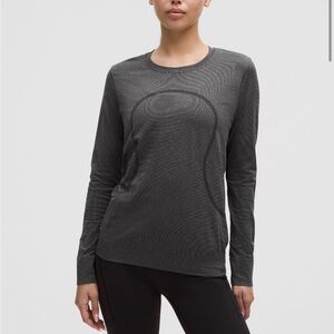 Swiftly relaxed long sleeve hip length size 8